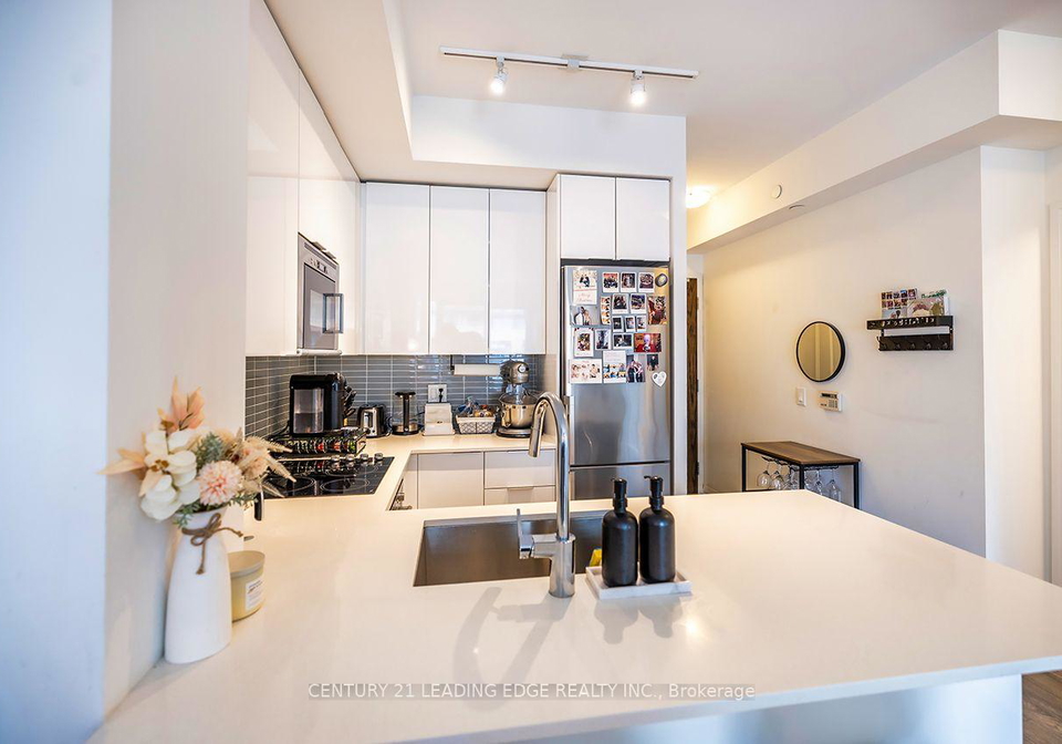 99-eagle-rock-way-vaughan-ontario-n13580274