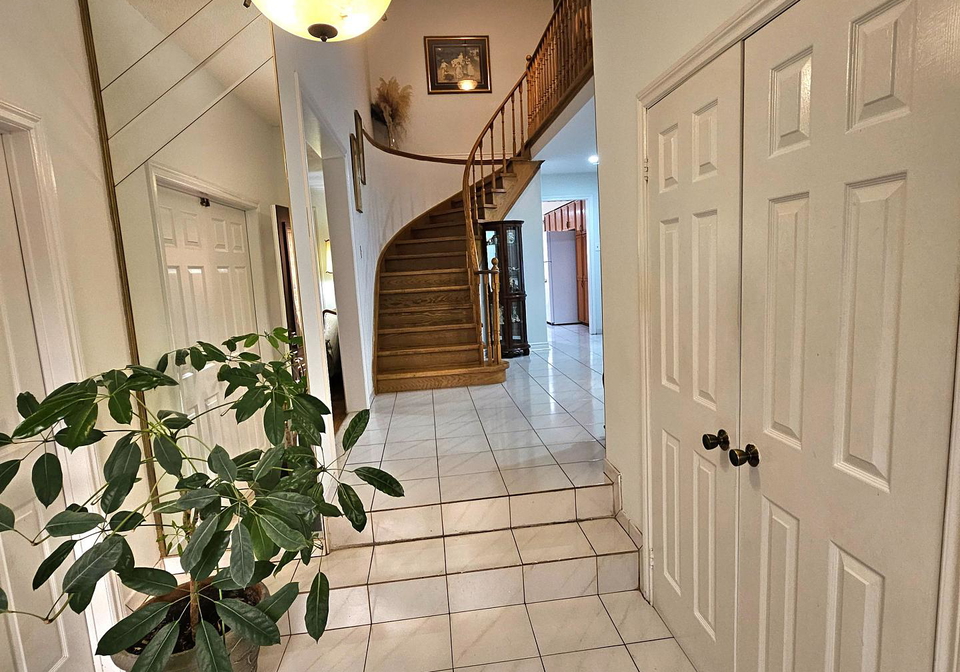 11-perdue-court-markham-ontario-n13580976