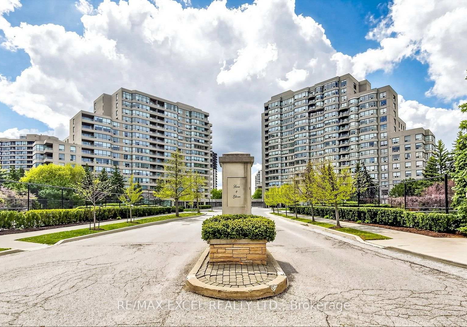 11-townsgate-drive-vaughan-ontario-n13581086