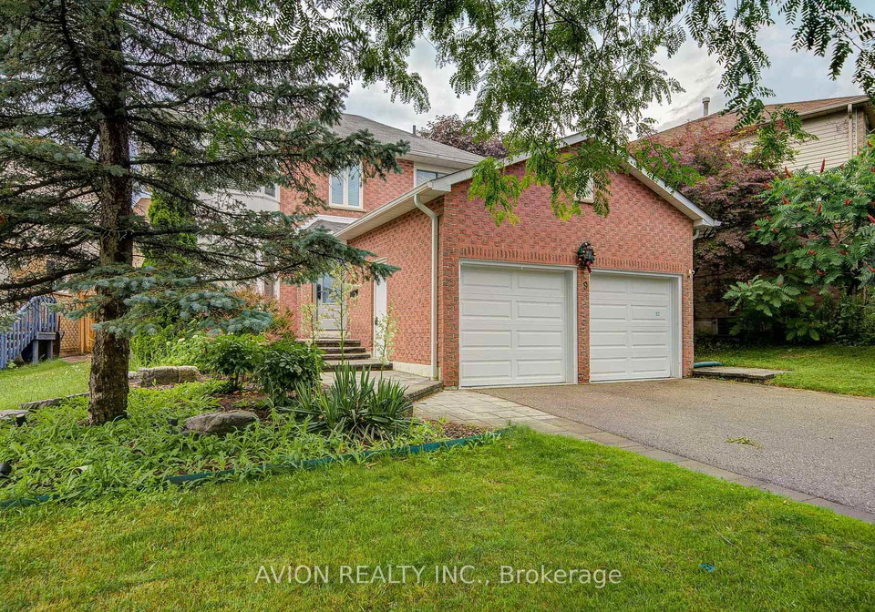 9-falan-heights-crescent-aurora-ontario-n13581736