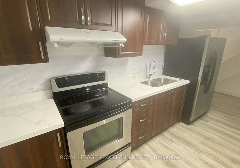 25-digby-crescent-markham-ontario-n13581806