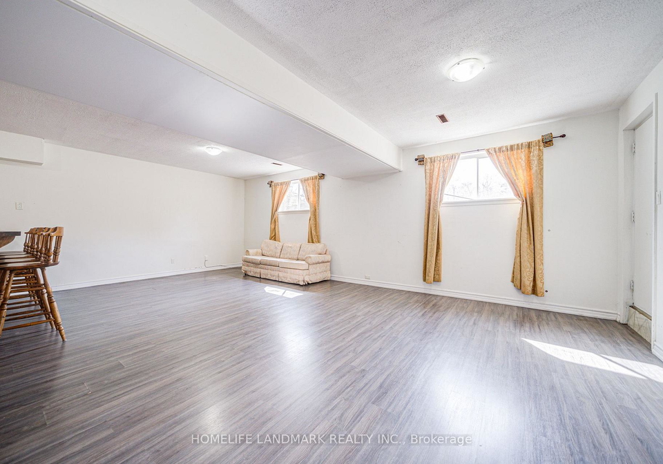 113-oak-avenue-richmond-hill-ontario-n13582414
