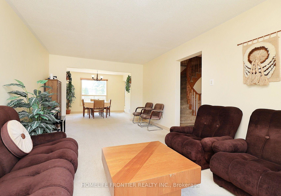 48-ashfield-drive-richmond-hill-ontario-n13582652