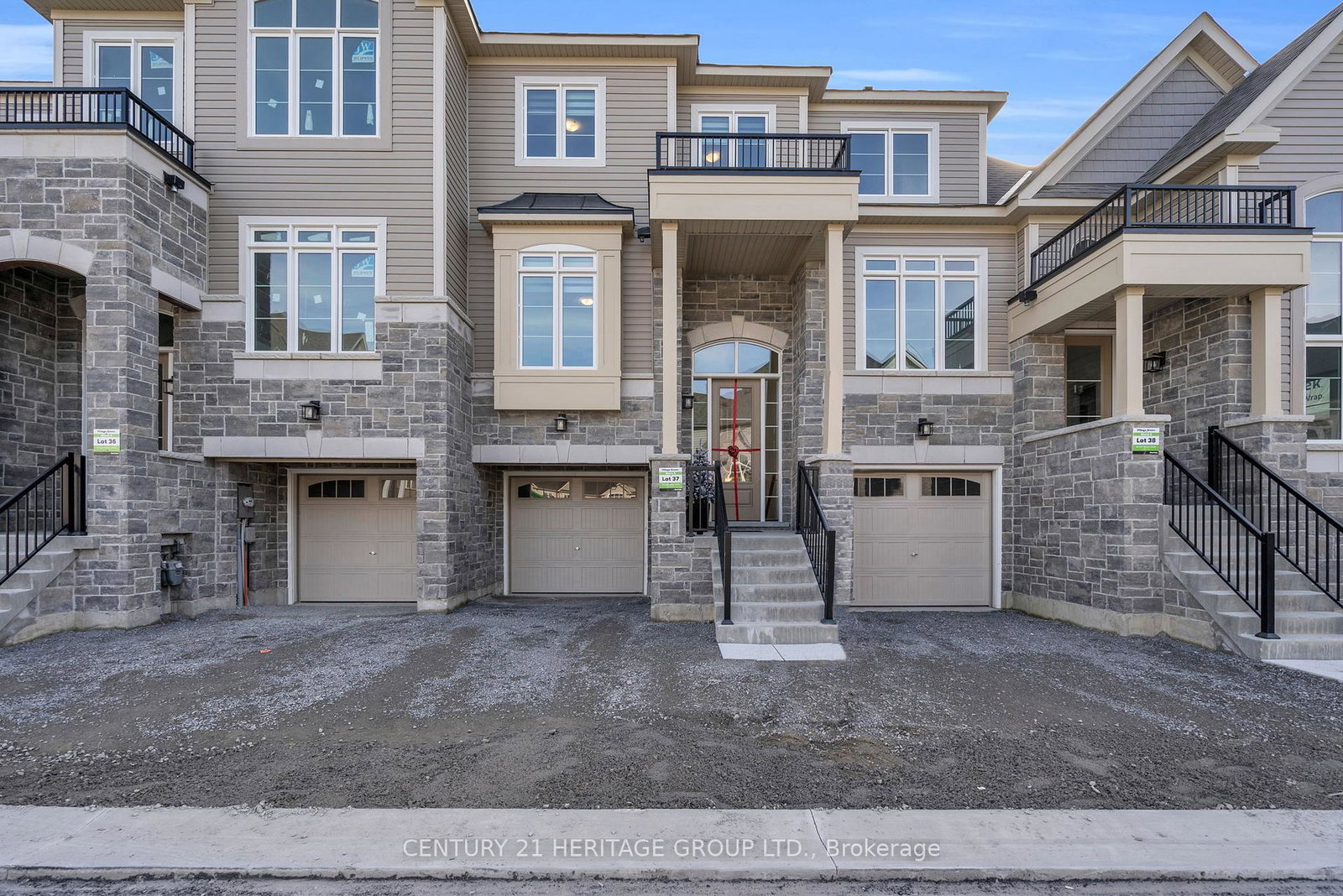 96-lyall-stokes-circle-east-gwillimbury-ontario-n13584154