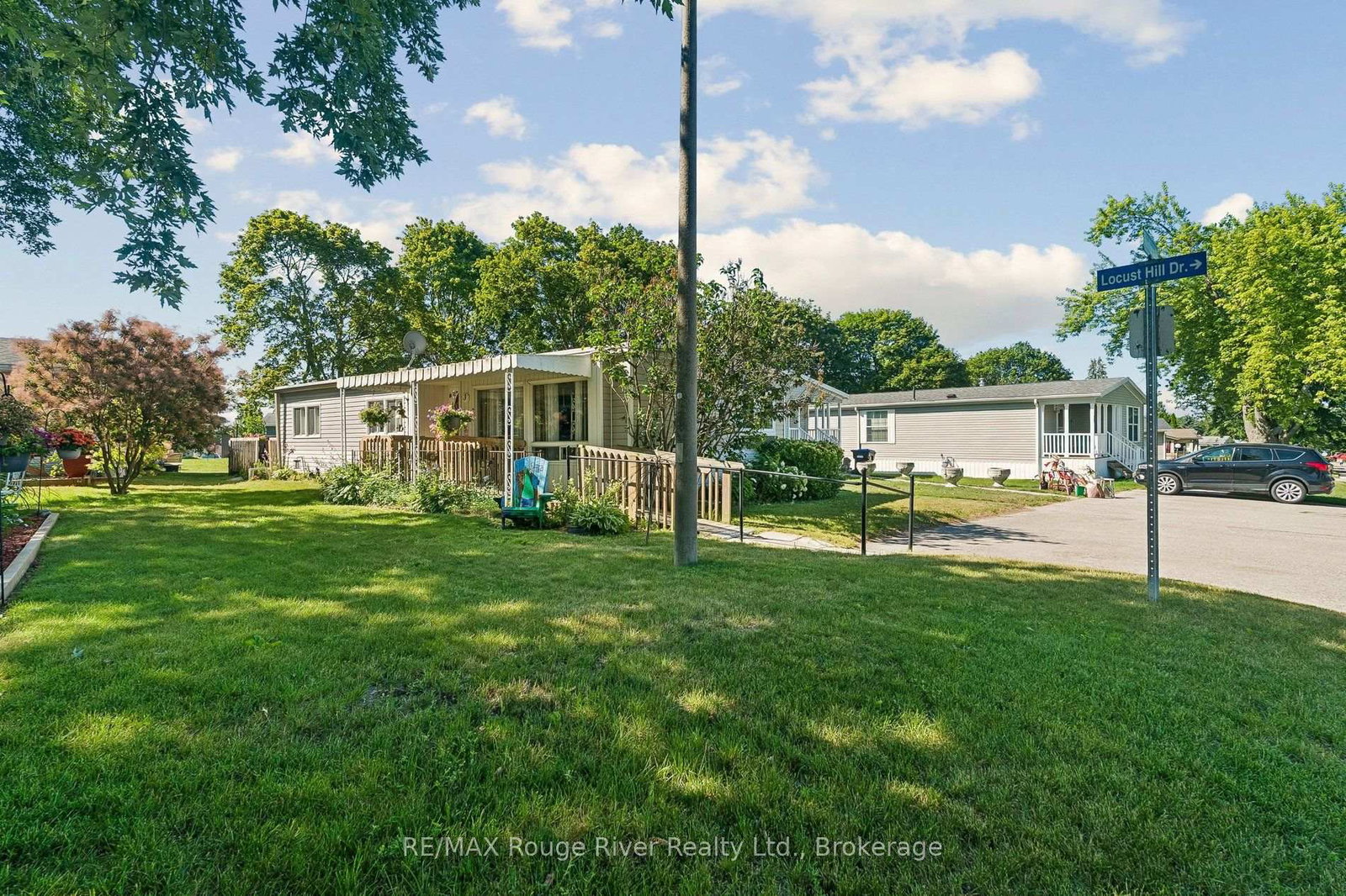 35-hawthorne-drive-innisfil-ontario-n13584258