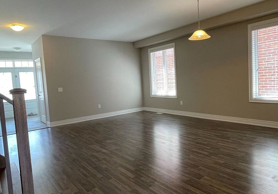 8-n-jericho-avenue-georgina-ontario-n13584288