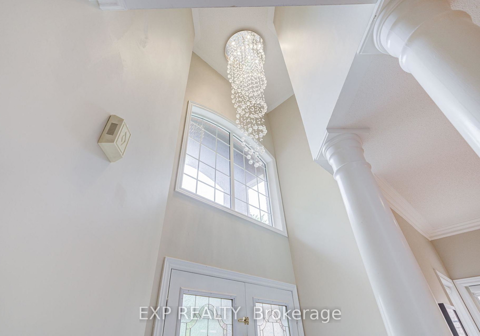 71-futura-avenue-richmond-hill-ontario-n13584482