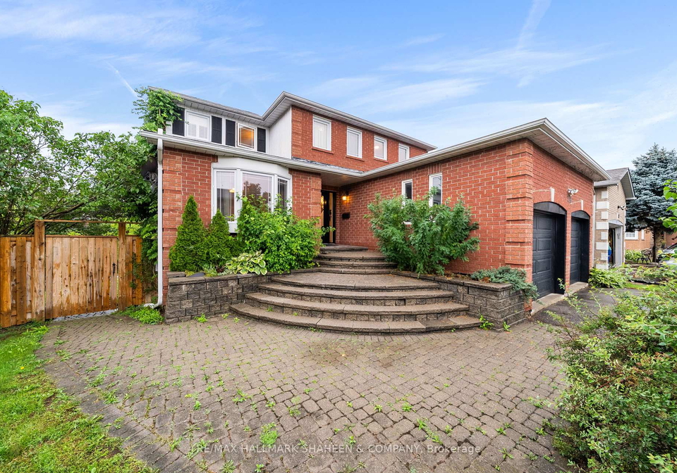 718-firth-court-newmarket-ontario-n13584662