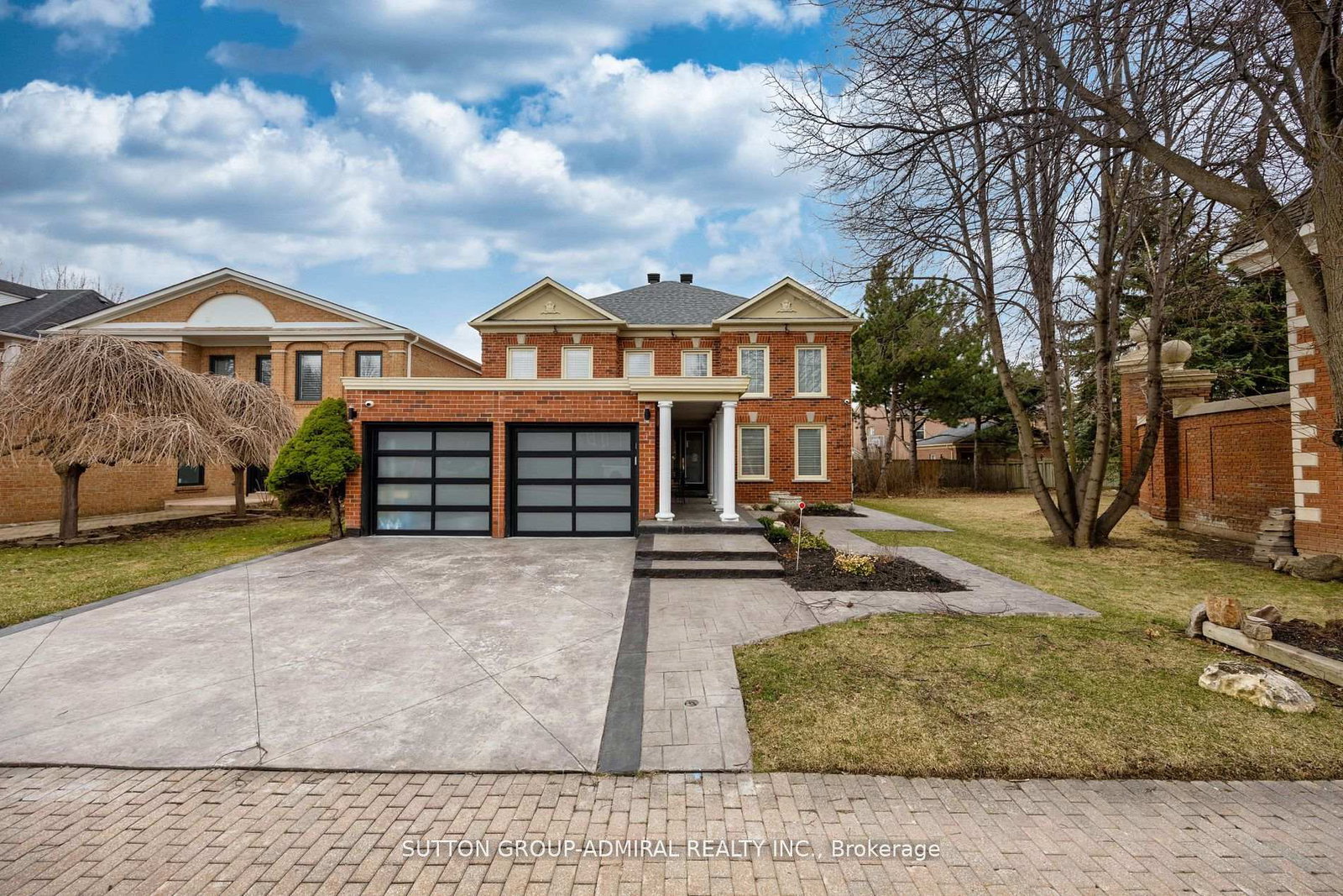 1-regent-street-richmond-hill-ontario-n13585650