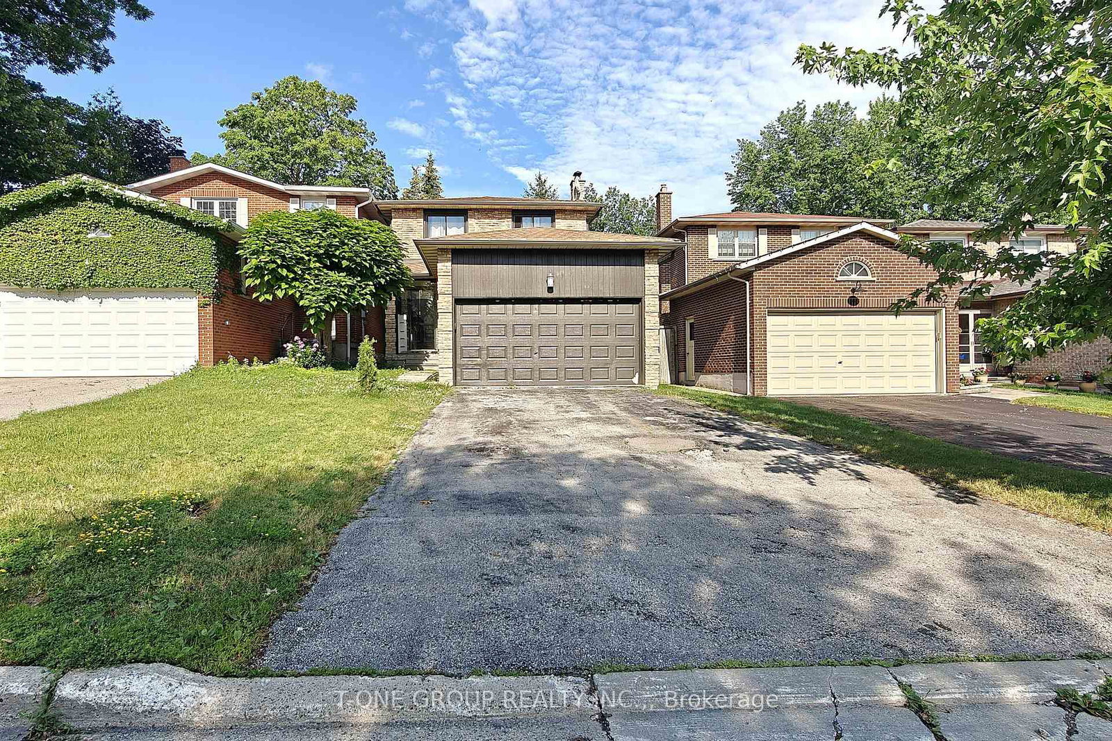 164-major-buttons-drive-markham-ontario-n13586038