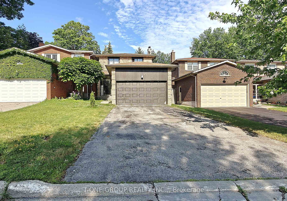164-major-buttons-drive-markham-ontario-n13586038