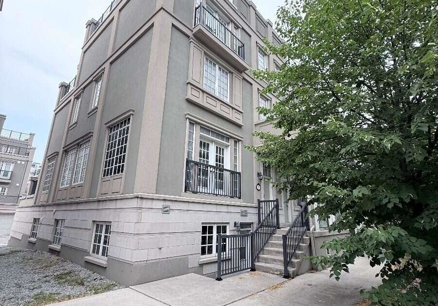 28-upper-duke-crescent-markham-ontario-n13586376