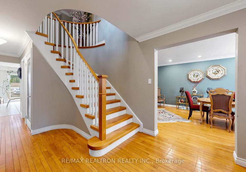 14-raiford-street-aurora-ontario-n13586438