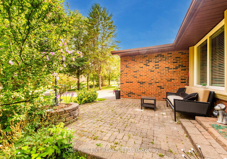 8-cardwell-court-adjala-tosorontio-ontario-n13586584