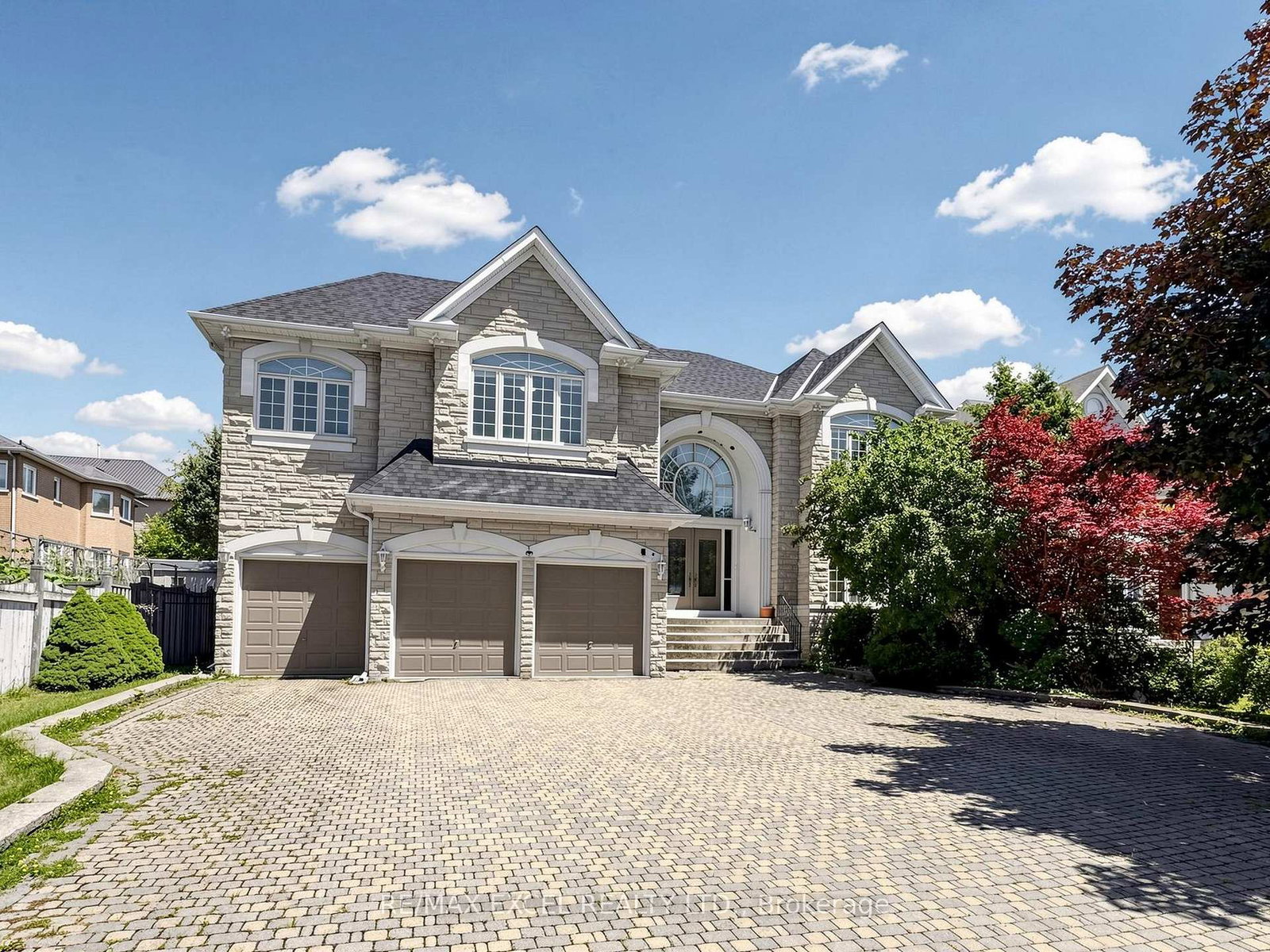 16-frybrook-crescent-richmond-hill-ontario-n13586768