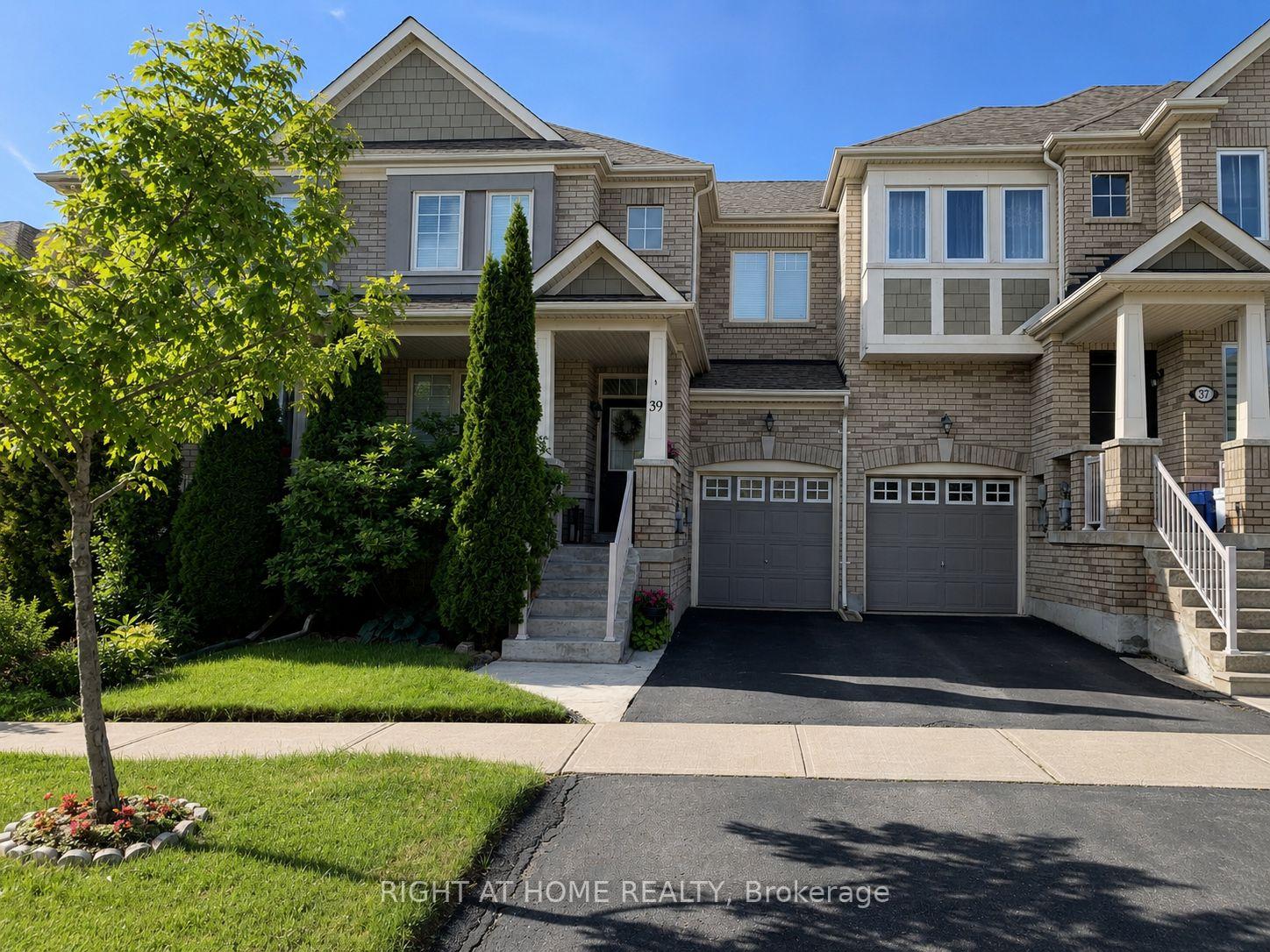 39-pexton-avenue-richmond-hill-ontario-n13586872