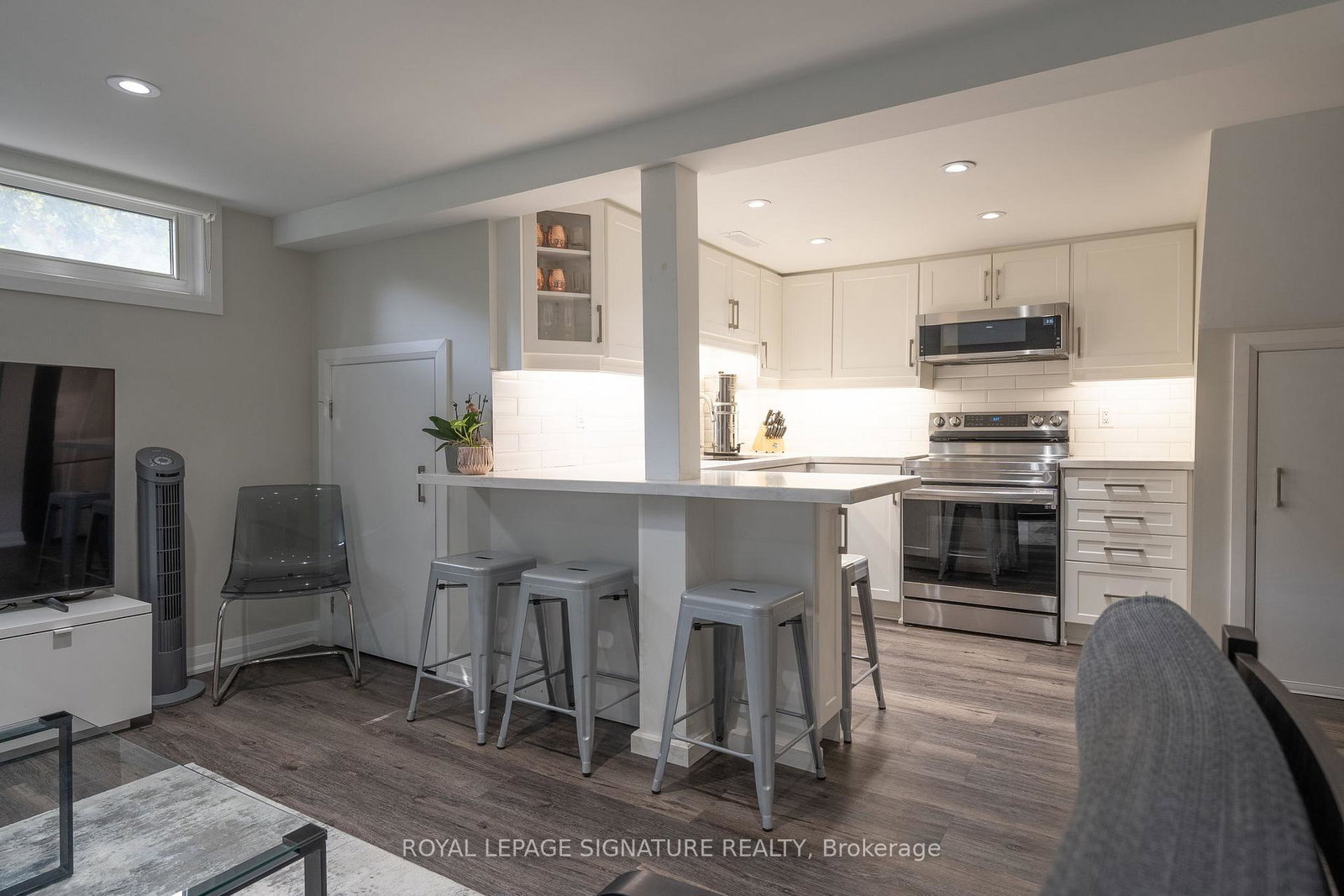 305-blue-grass-boulevard-richmond-hill-ontario-n13587178