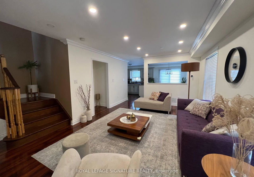 61-kalmar-crescent-richmond-hill-ontario-n13587728