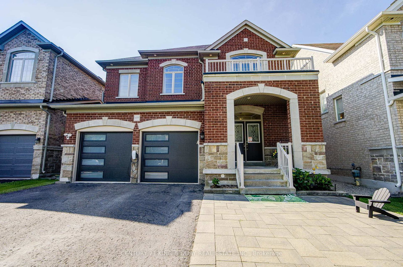 1177-stuffles-crescent-newmarket-ontario-n13588974