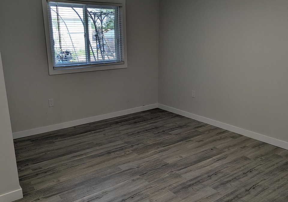 47b-drury-street-bradford-west-gwillimbury-ontario-n13589106
