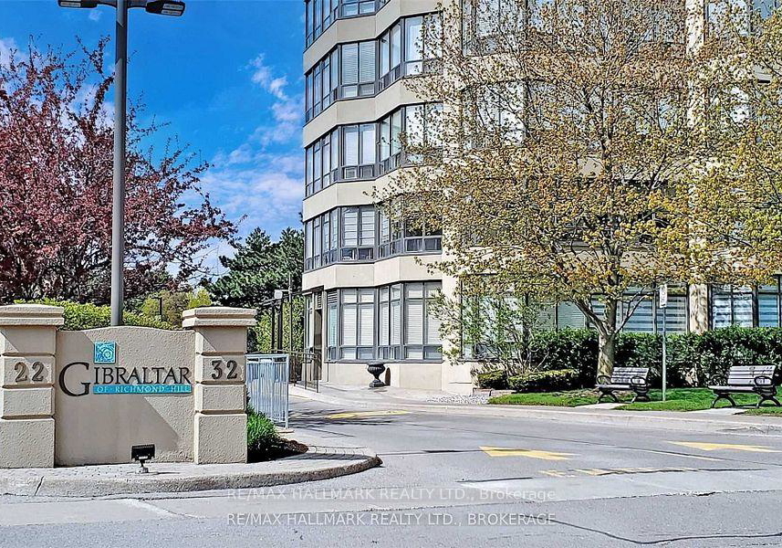 32-clarissa-drive-e-richmond-hill-ontario-n13589218