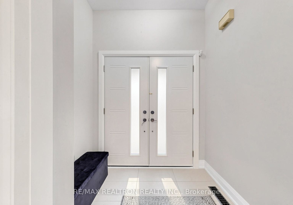 492-pleasant-ridge-avenue-vaughan-ontario-n13590092