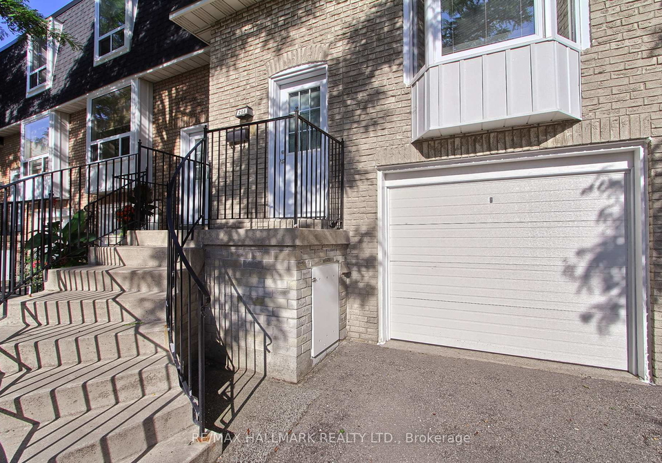 208-royal-orchard-boulevard-markham-ontario-n13590366