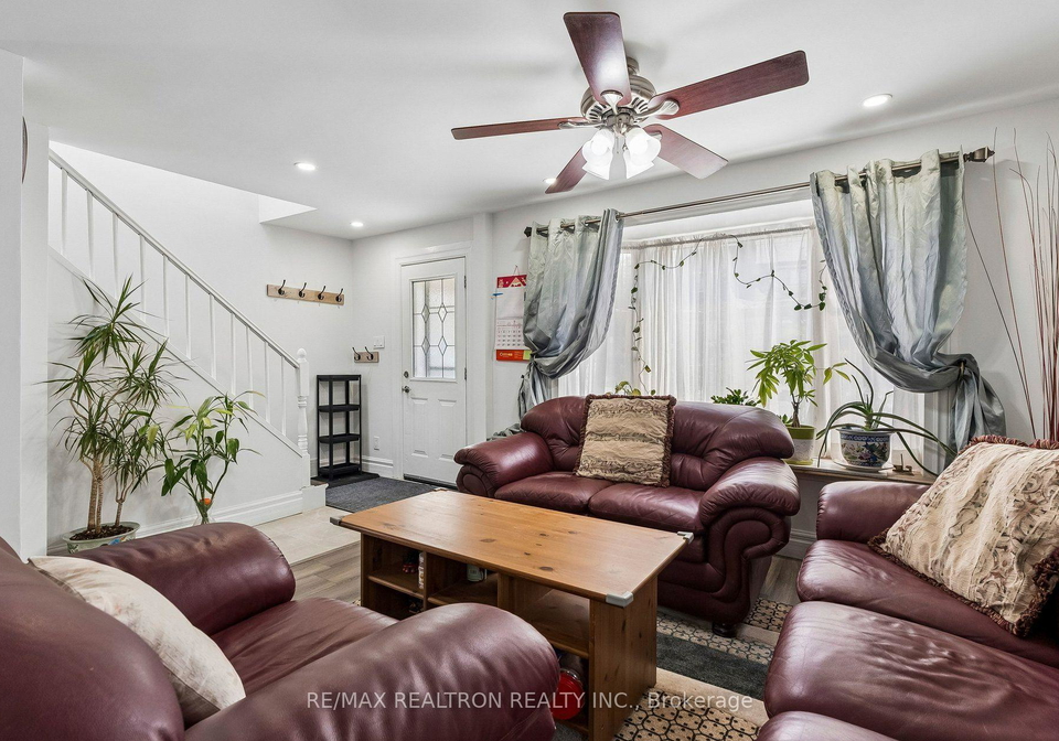 28-machell-avenue-aurora-ontario-n13590884