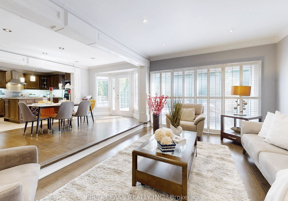 125-longwater-chase-markham-ontario-n13590902