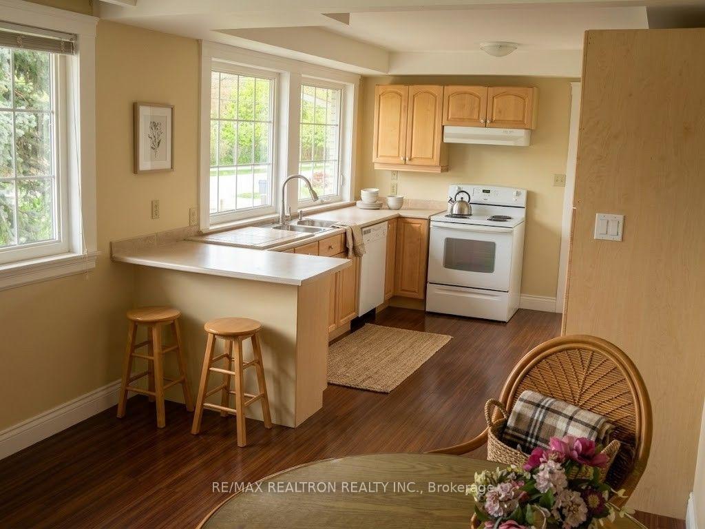 166-weldrick-road-richmond-hill-ontario-n13591396