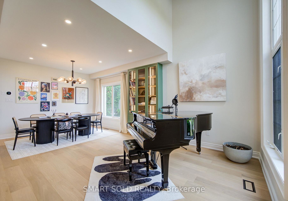 93-watts-meadow-aurora-ontario-n13591402