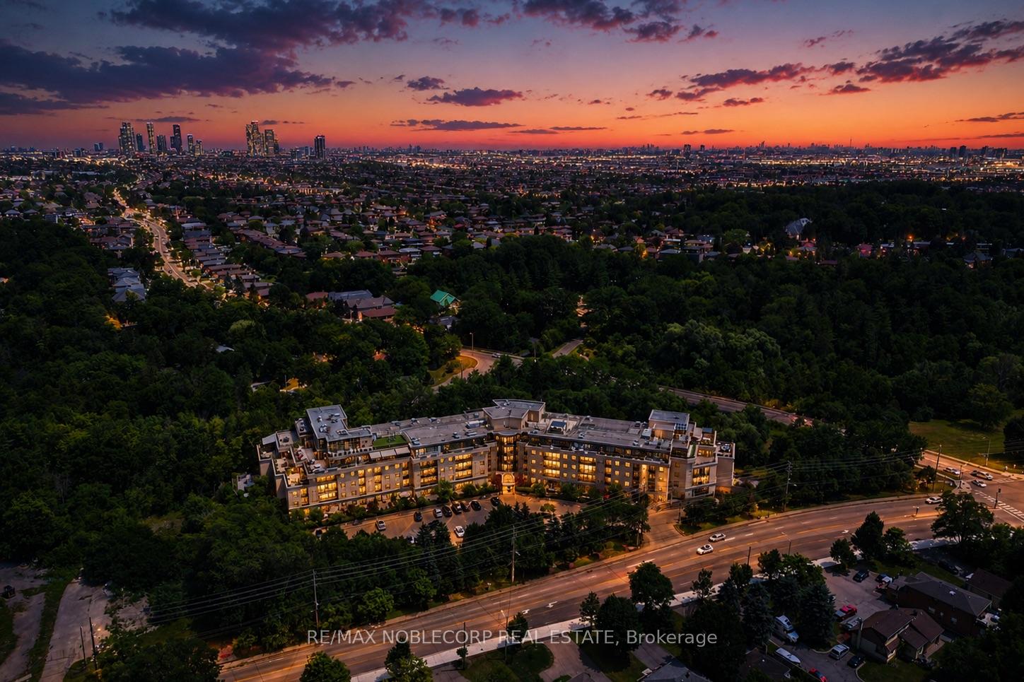 8201-islington-avenue-vaughan-ontario-n13591480