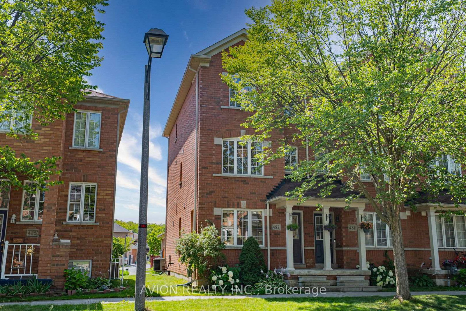483-whites-hill-avenue-markham-ontario-n13591666