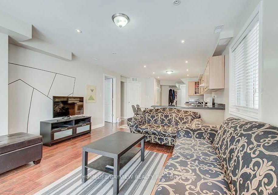 67-woodbury-crescent-s-newmarket-ontario-n13591912