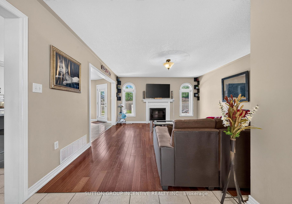 850-leslie-drive-innisfil-ontario-n13592052