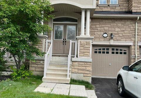 23-spruce-pine-crescent-vaughan-ontario-n13592150