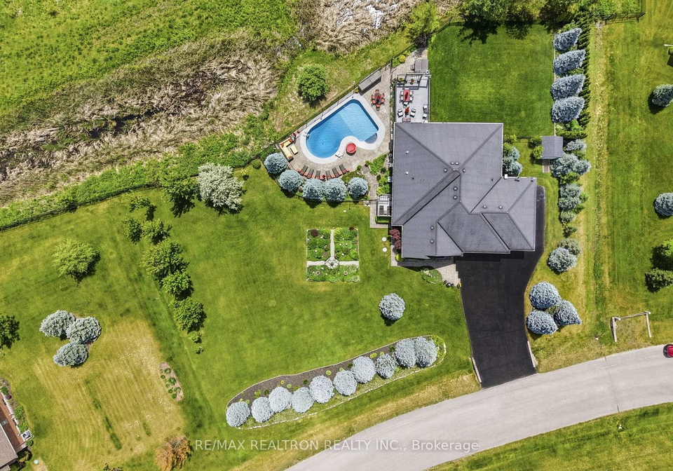 17-brolley-crescent-essa-ontario-n13592152