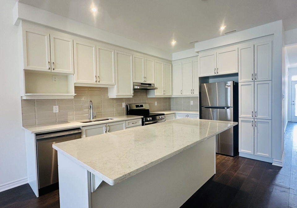 694-sargeant-place-innisfil-ontario-n13592672