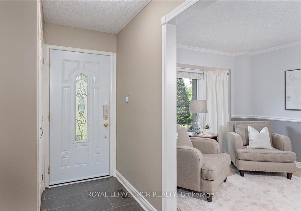 988-krista-court-newmarket-ontario-n13592692