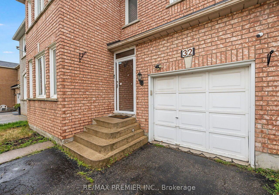 32-stonebriar-drive-vaughan-ontario-n13593234