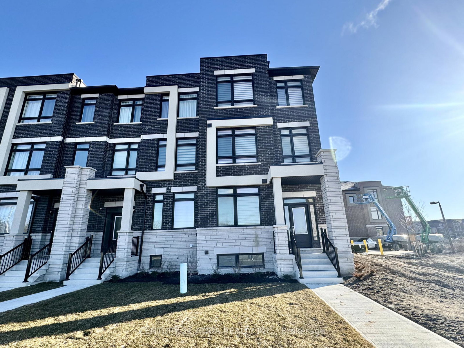 53-riley-reed-lane-richmond-hill-ontario-n13593292