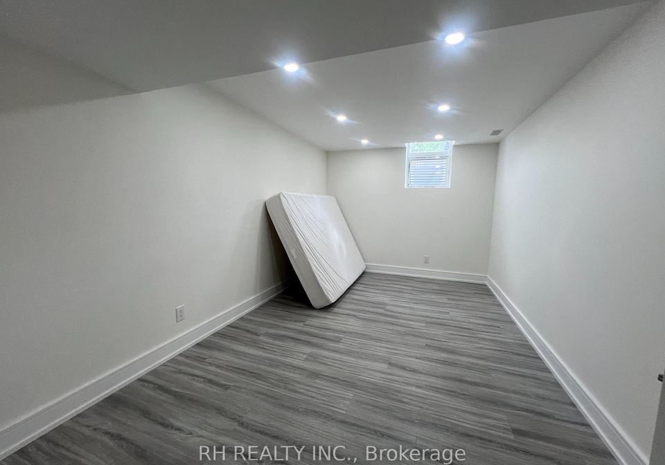 17-glenbrook-drive-markham-ontario-n13593872