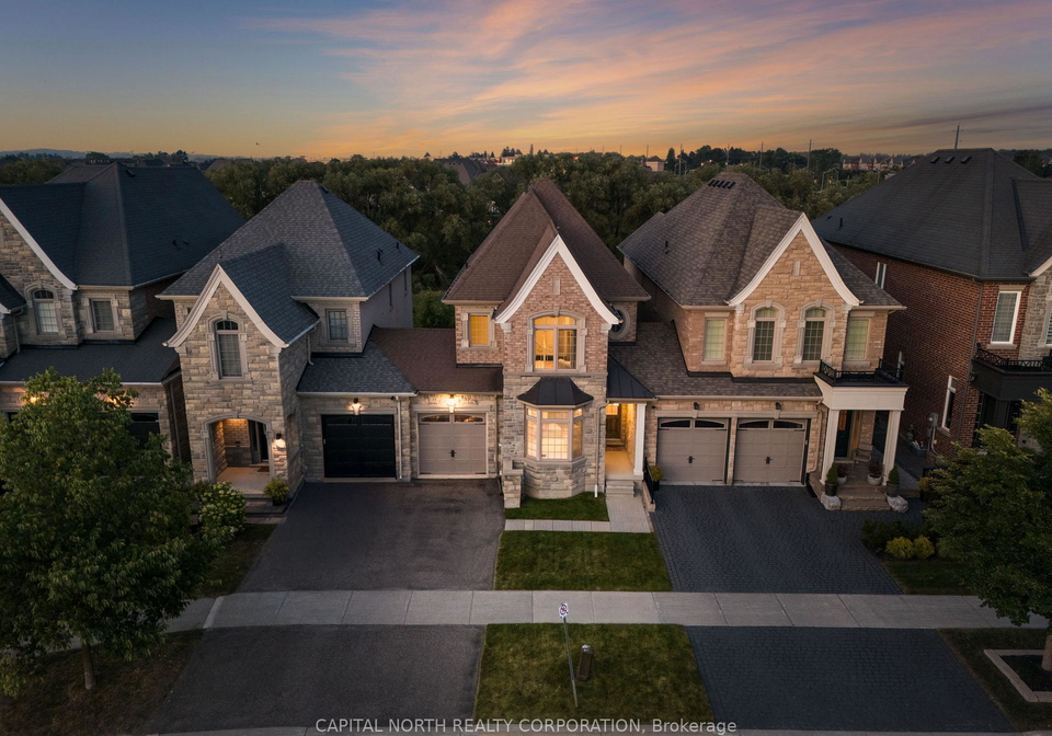 18-alex-campbell-crescent-king-ontario-n13594064