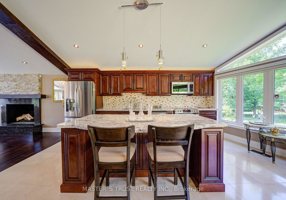 3896-st-johns-side-road-whitchurch-stouffville-ontario-n13594456