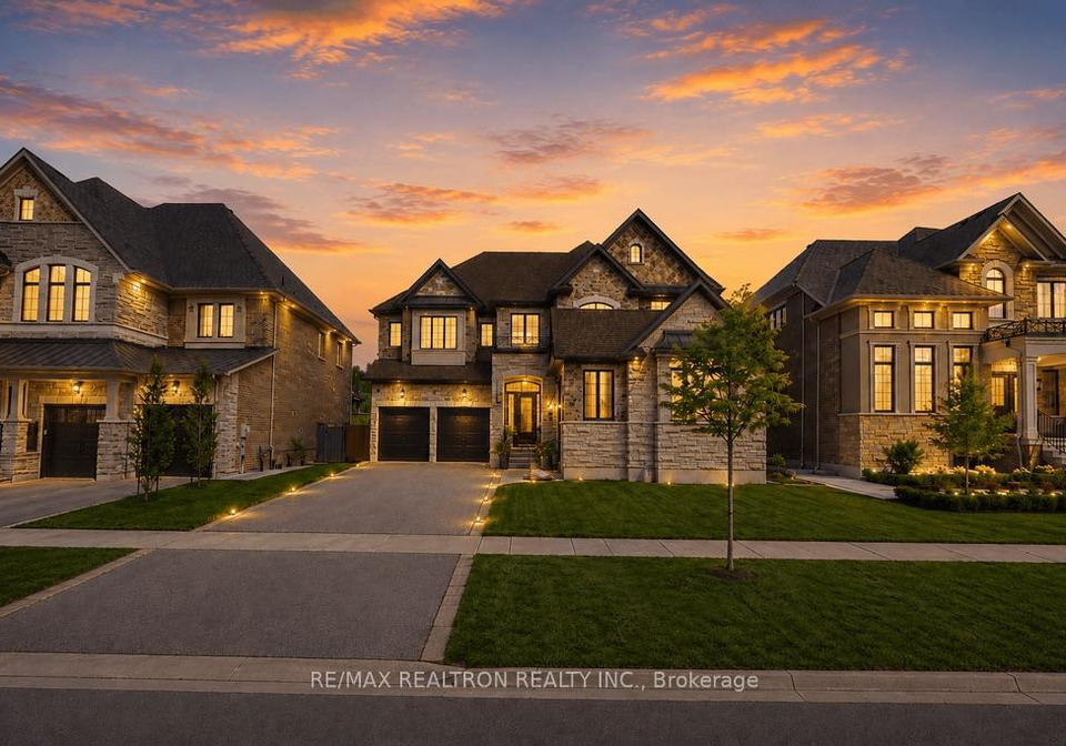 26-sir-henry-court-king-ontario-n13594884