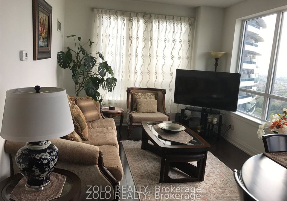 7165-yonge-street-markham-ontario-n13595858