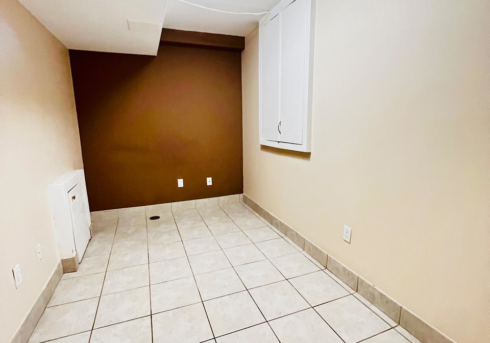 2-adam-ernst-basement-court-vaughan-ontario-n13595986