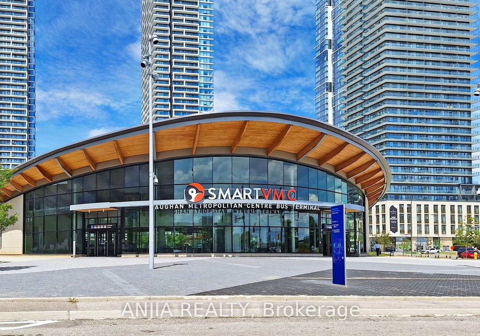 5-buttermill-avenue-vaughan-ontario-n13596154