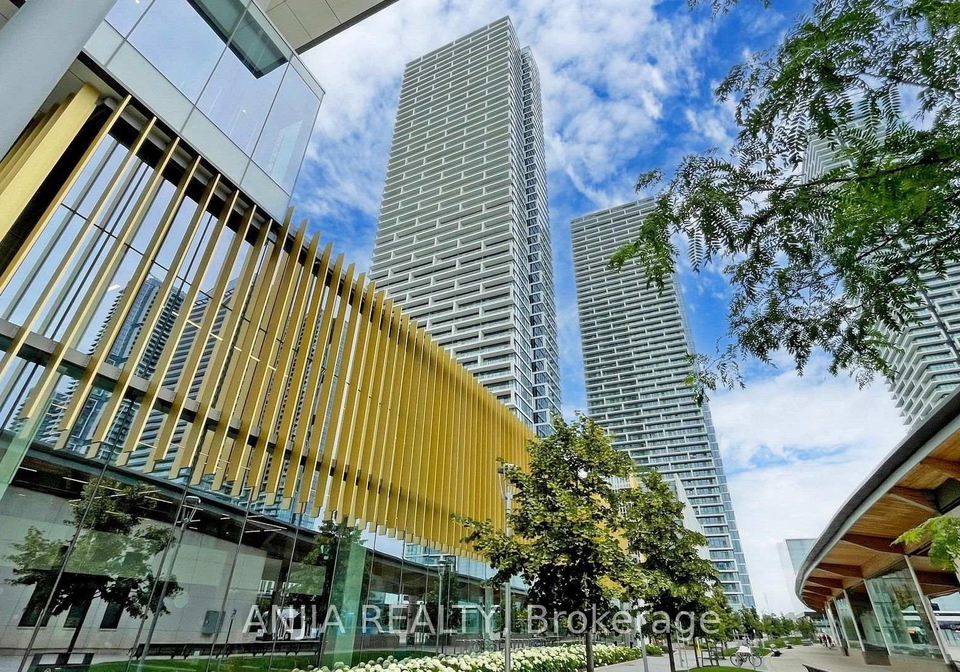 5-buttermill-avenue-vaughan-ontario-n13596154