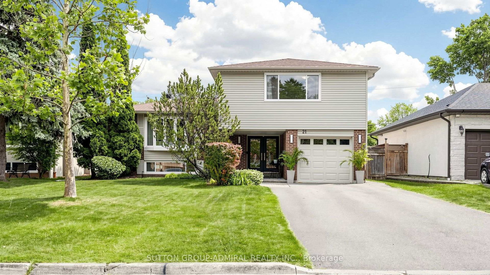 21-donalbain-crescent-markham-ontario-n13596174